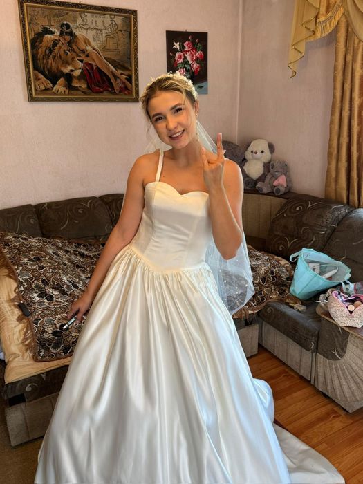 Продаю свадебное платье