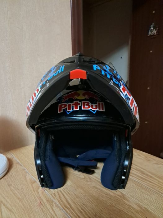 Продам мото шлем