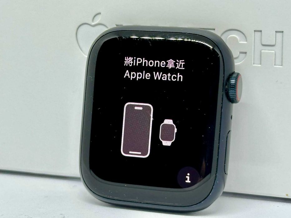 Смарт часовник Apple Watch  Series 8 45mm Midnight + Cellular