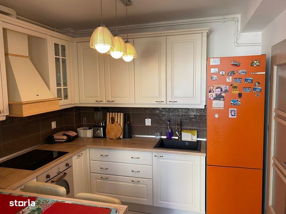 Apartament cu 3 camere Calea Calarasilor LUX