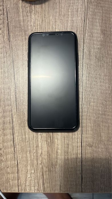 Продам iPhone 11
