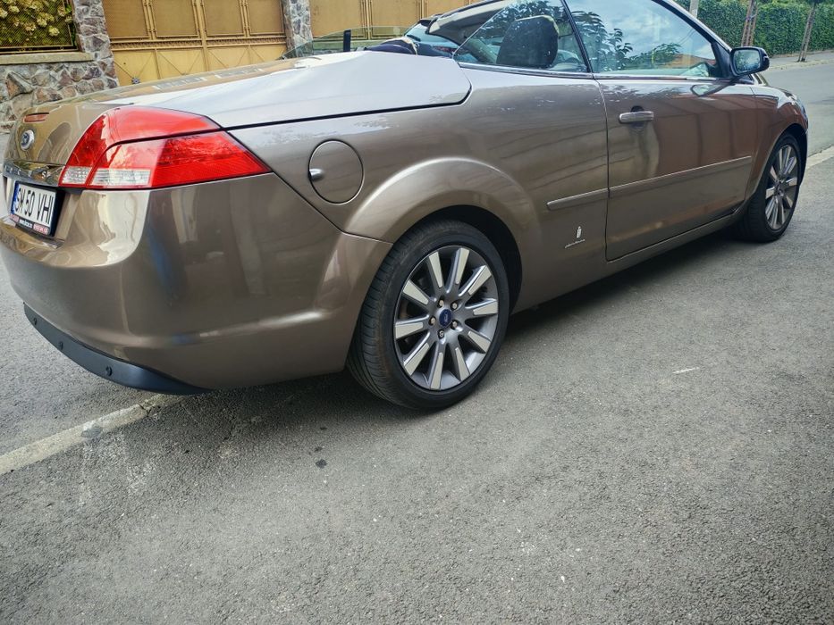 Ford Focus Cabrio, 2.0 TdCI, 135 CP, 6 + 1 trepte de viteză, înmatriculat
