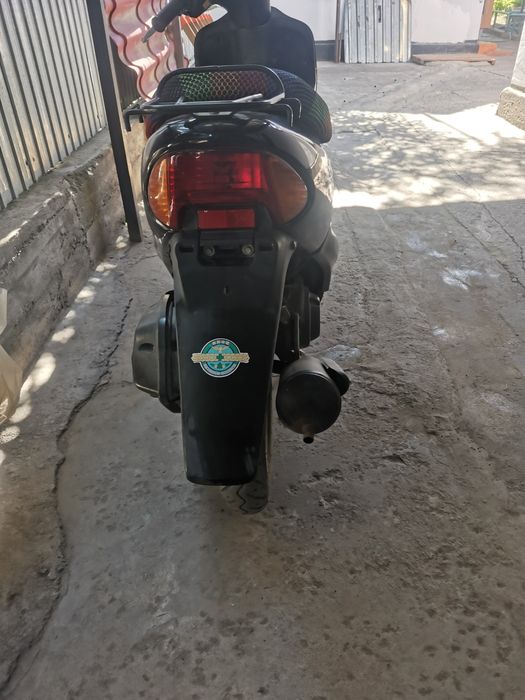 Продам мопед Honda dio