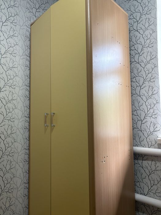 Два шкафа. Самовывоз.
