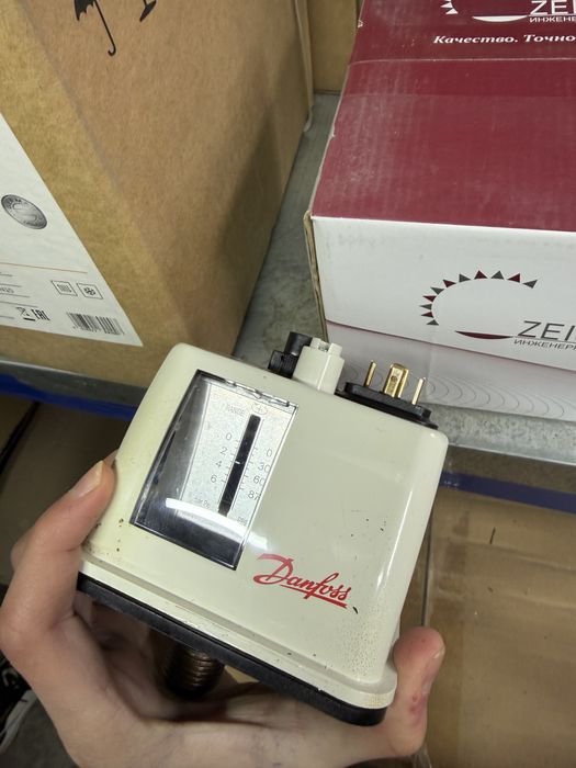 DANFOSS 017B0038 BCP3H: Реле давления