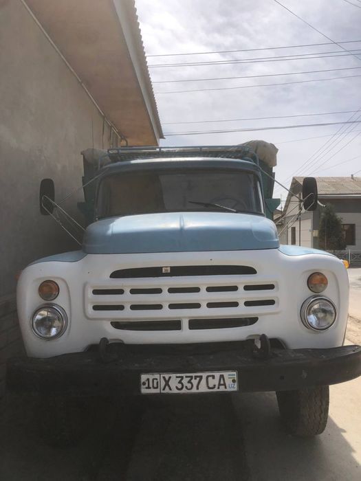 Продаю Зил в хорошим состояние