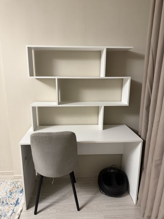 Стеллаж в отличном состоянии