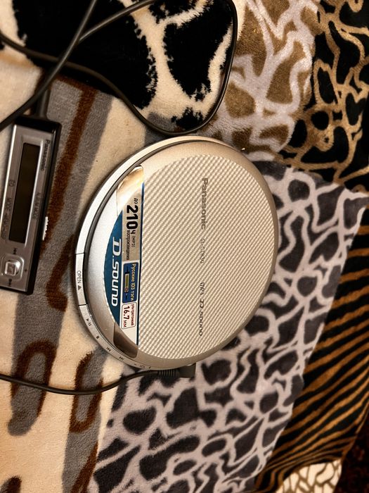 Продам ультра тонкий плеер panasonic SL- CT830