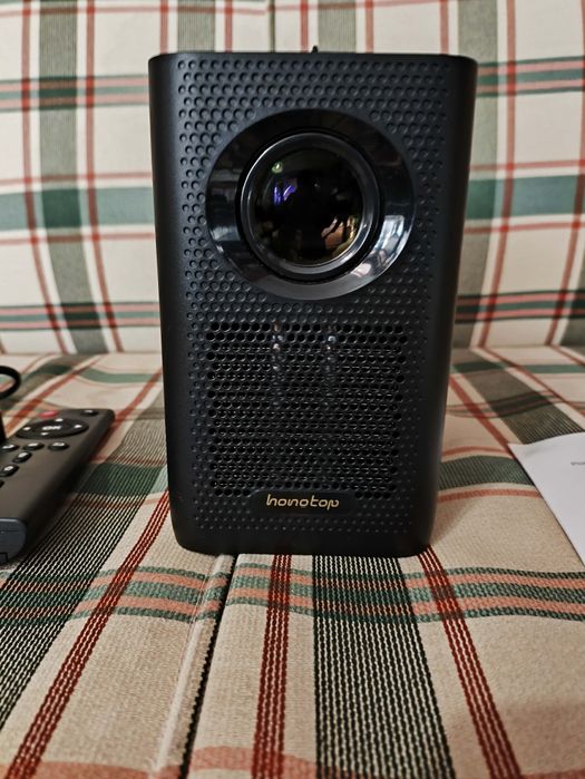 Преносим Смарт-Проектор