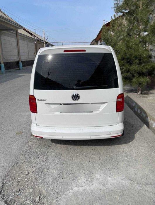 Wolksvagen Caddy Kombi naxt va rassrochka