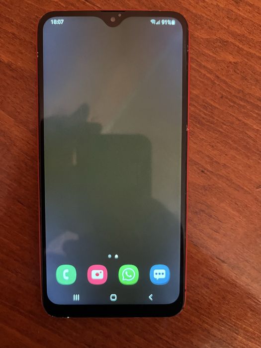 Телефон Samsung Galaxy A10