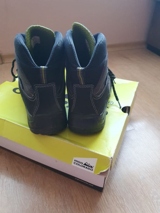 Мъжки юношески туристически обувки HIGH COLORADO 40 номер