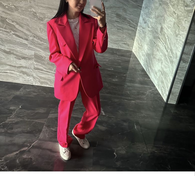 Продам лоферы женские