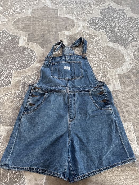 Оригинальный джинсовый комбинезон Levi’s