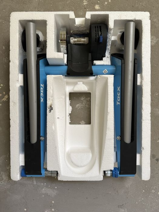 Велотренажор Tacx Blue Twist