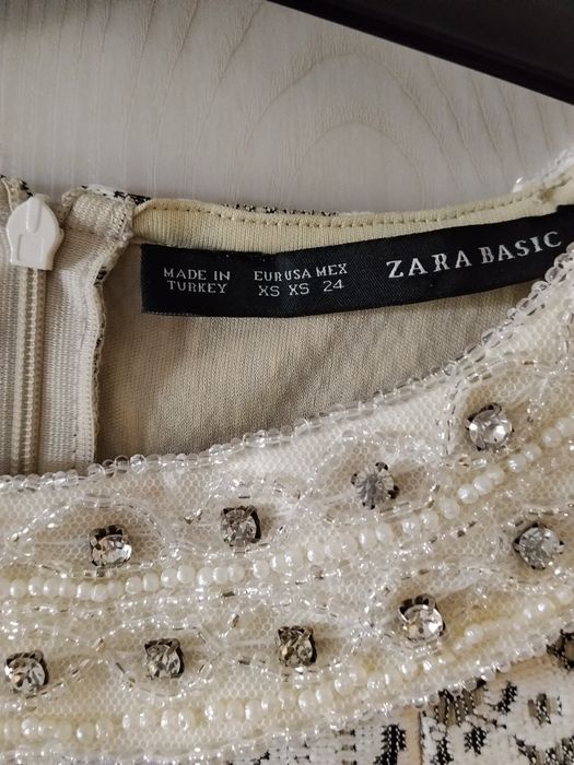 Ефектна Рокля Zara