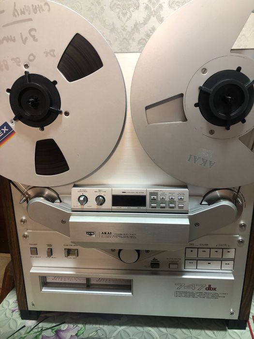 Vand  magnetofon Akai gx 747 dbx