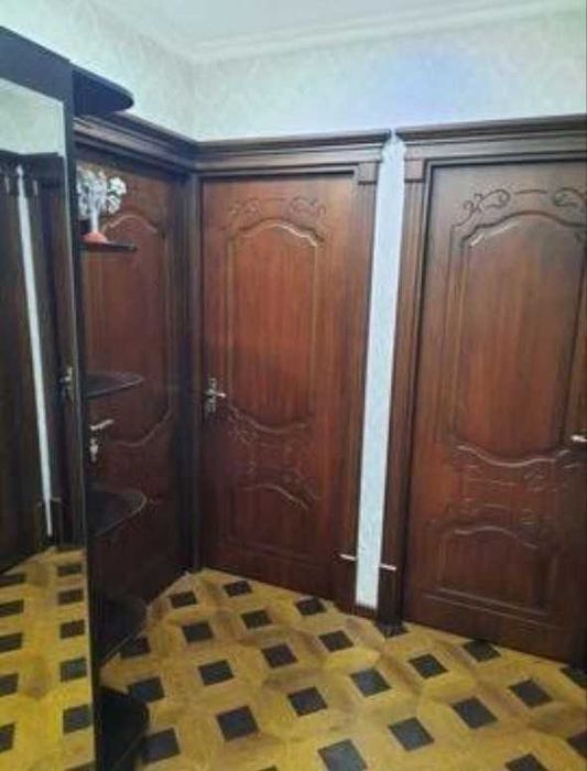 Срочно 77 серия БУЗ-2 3/3/5 Эко базар Метро Буюк Ипак йули №284