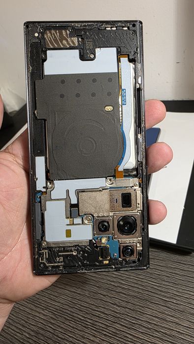 Samsung S22 Ultra pentru piese