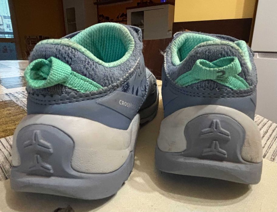 Детски туристически обувки за преходи QUECHUA, номер 26