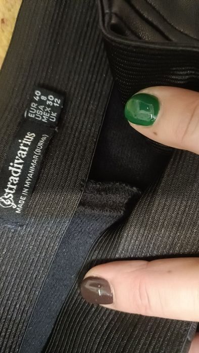 Две  кожени поли размер 42/L