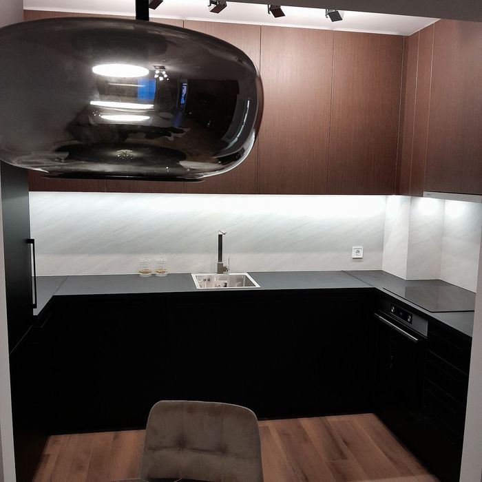 Продава се Двустаен апартамент в Пловдив, Южен - 70 кв.м за 2543 €/кв.м - Снимка #4