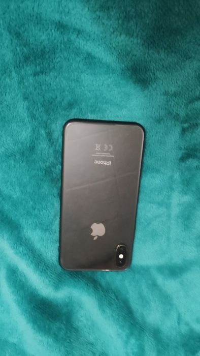 Продам iPhone Xs