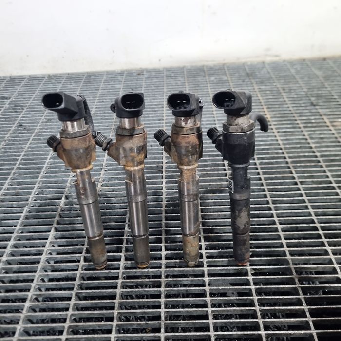 Injector Nissan Qashqai Facelift 1.5 Dci 2010 - 2013 110CP K9K 430 (1580) Diesel Injectie Continental H8200704191 Garantie
