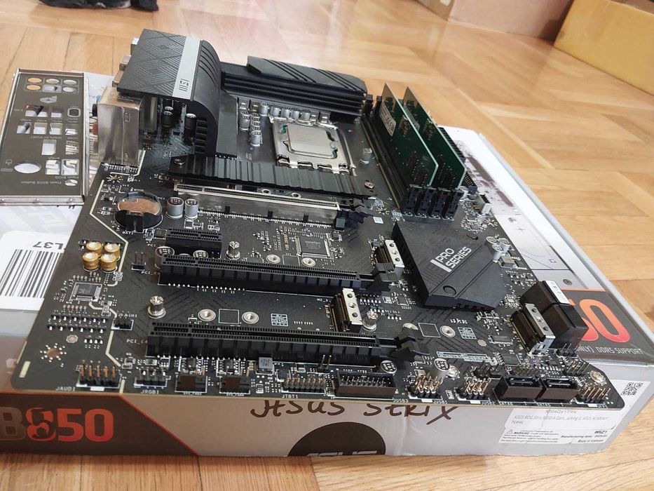Intel Core i7 12700 + MSI Pro Z690-A + 16GB 5600Mts Kingston