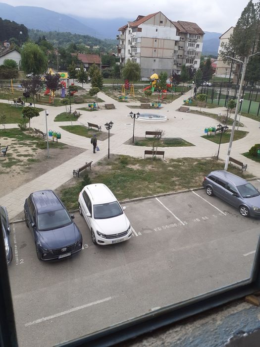 Vînd un apartament în Parcul octogon