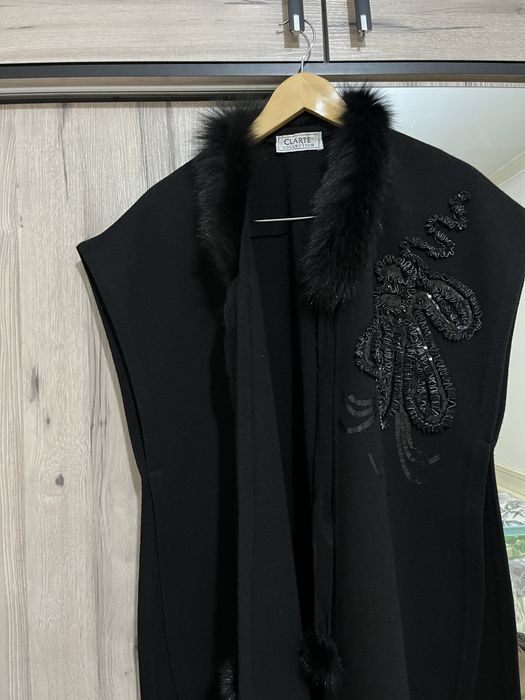 Продается женский жилет