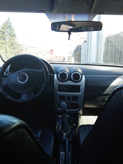 Se vinde Dacia Sandero