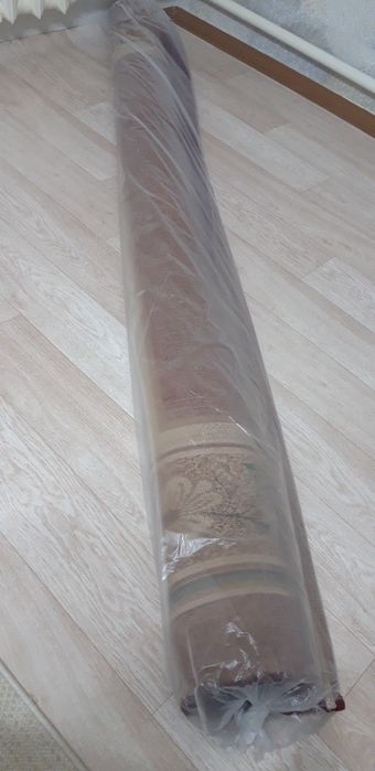 Продам ковер очень красивая.