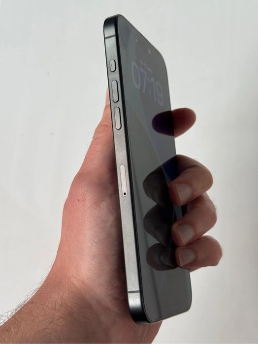 iphone 15 pro max в идеальном состояний