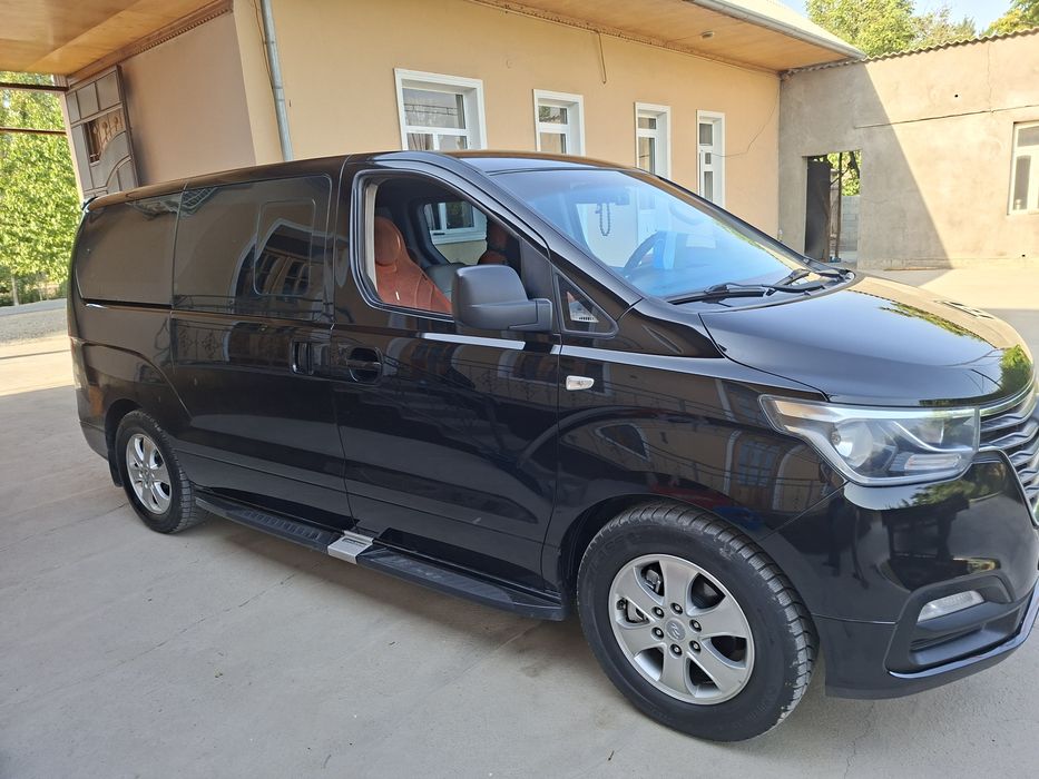 Hyundai STAREX 2020
