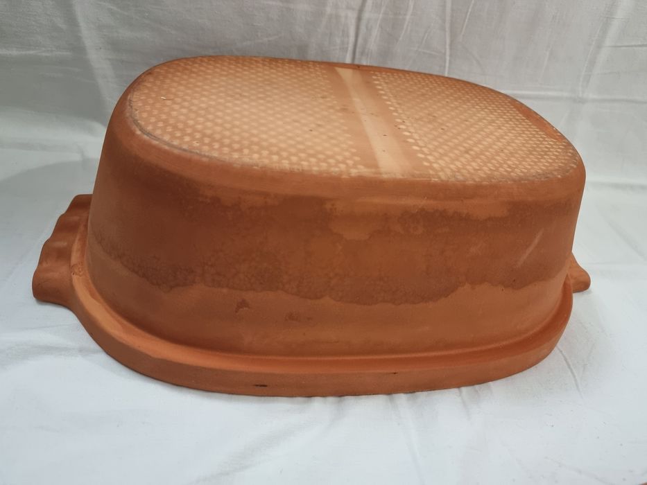 Vas de lut pentru sarmale si friptură