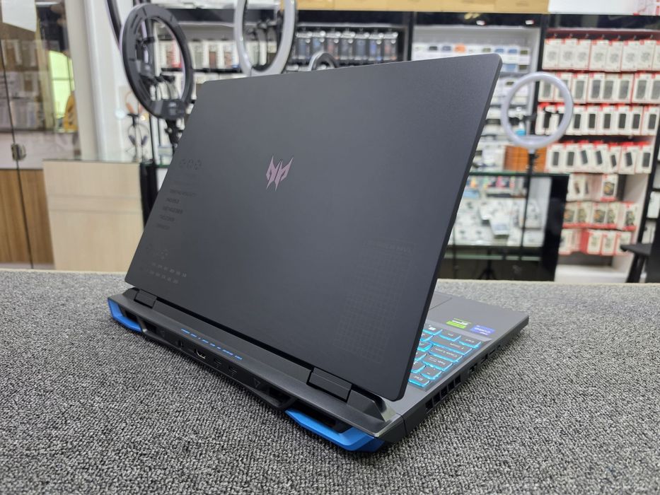 Acer Predator Helios Neo 16 Core i9