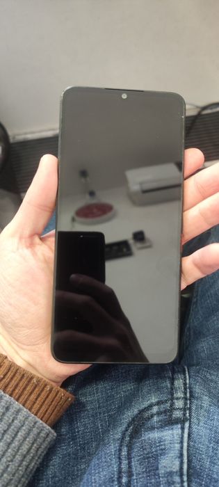 Redmi 13C.  Juda arzon