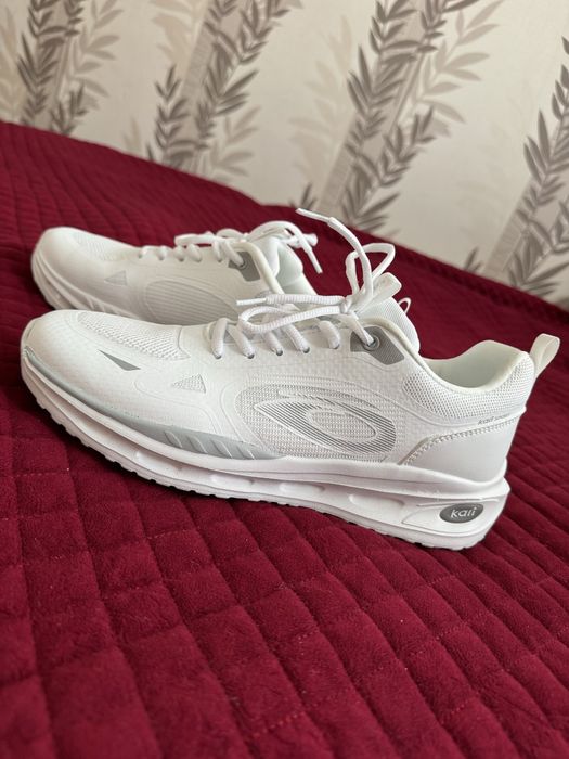 Кросовки новые, мужские.