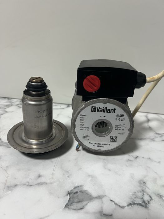 Pompa recirculara vaillant in stare perfecta de fuctionare