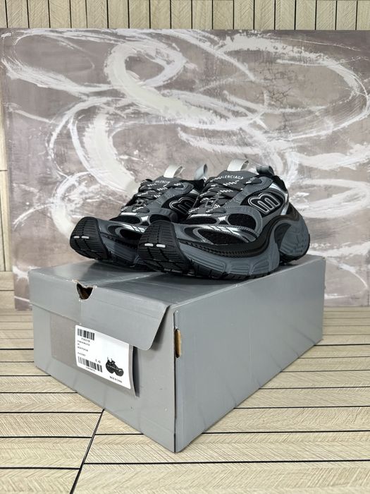 Balenciaga Trainer 6XL Black