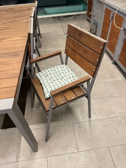 Уличный комплекст стол+10 стульев.