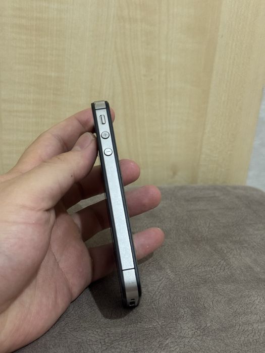 Легендарный Айфон 4S - 40К