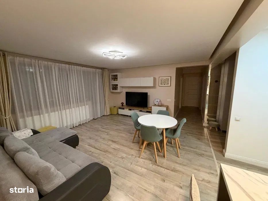 Apartament de vanzare 3 camere 80mp 2 balcoane 9 mp zona zona Floresti — fotografia 1