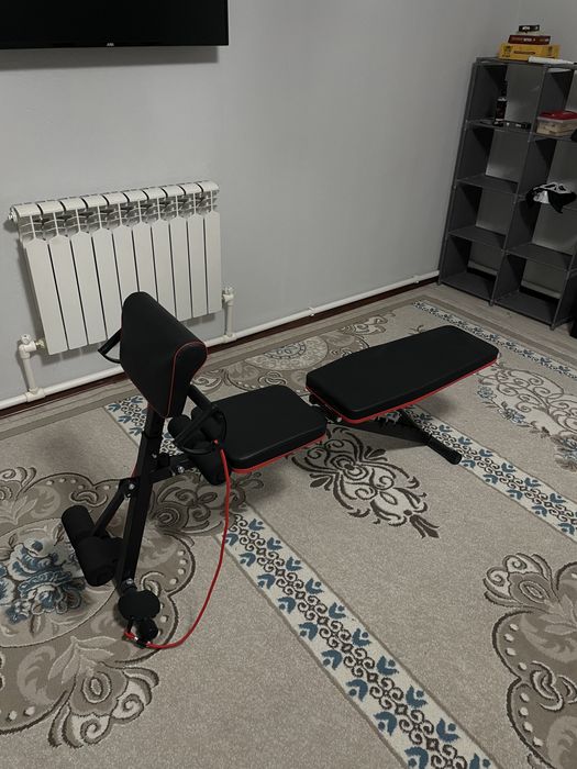 скамья для жима.