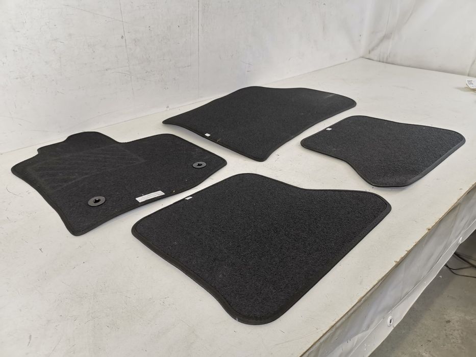 Комплект Оригинални Премиум Нови Дачия Докер 1 / Dacia Dokker 1 Компле