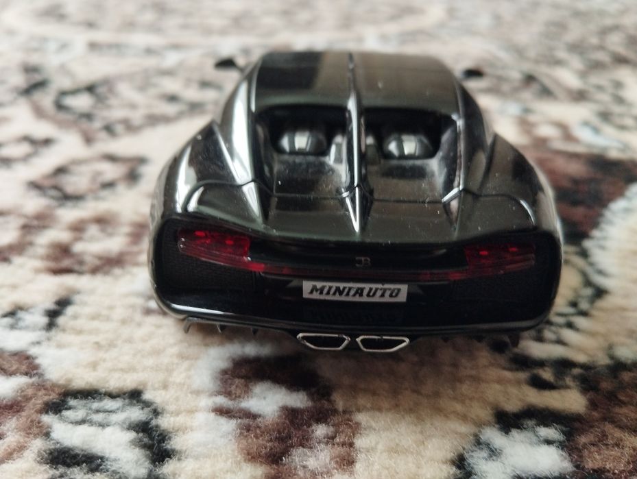BUGATTI CHIRON Масштабная модель