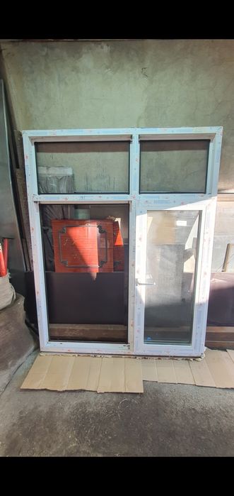 Продаю пластиковое окно