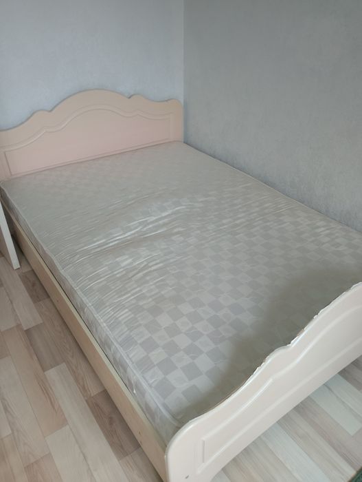 Продам двухкомнатную кровать