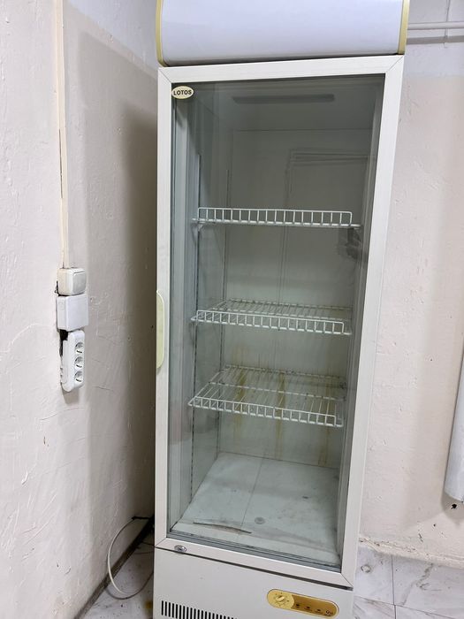 Холодильник в хорошем состояний